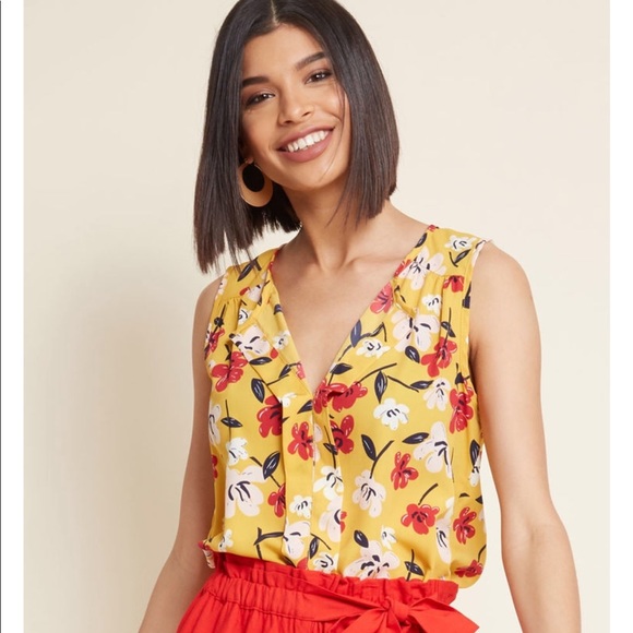 Isle Be Seeing You Sleeveless Top - Picture 1 of 4